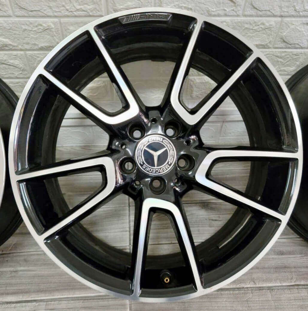  BENZ W205 C43前後配19福利框的第2張圖片