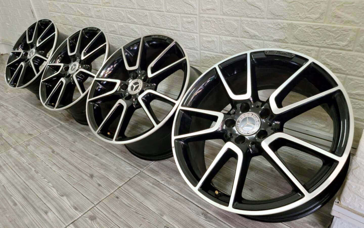  BENZ W205 C43前後配19福利框的第5張圖片