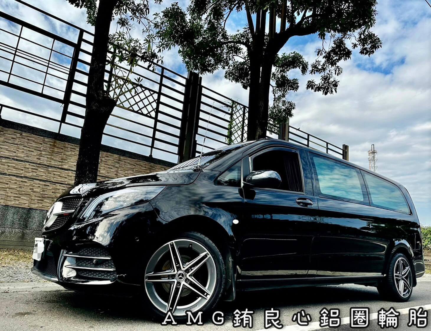 Benz V250D車主升級更換CLA45 AMG 19大框胎一套的第7張圖片