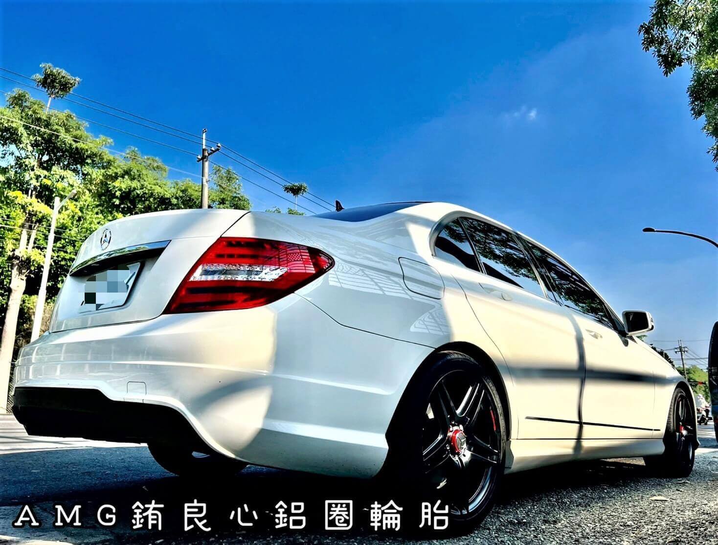 W204 C250_車主升級更換正BENZ原廠Amg 18寸前後配大框的第4張圖片