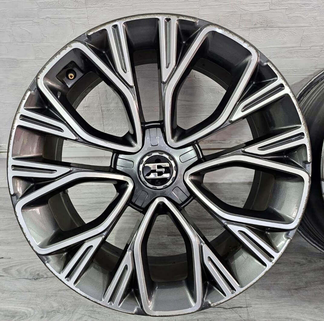 ✨Kia Stinger 原廠前後配19中古福利框的第5張圖片