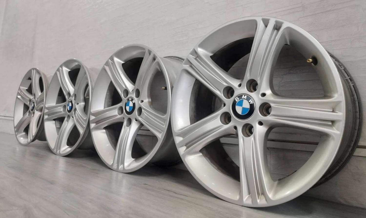 ✨BMW F30原廠17福利框的第8張圖片