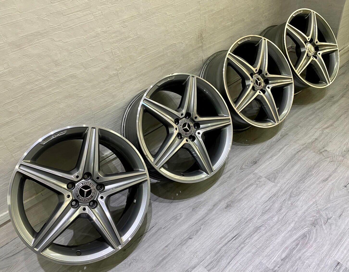 BENZ W213 原廠AMG 18福利框的第6張圖片