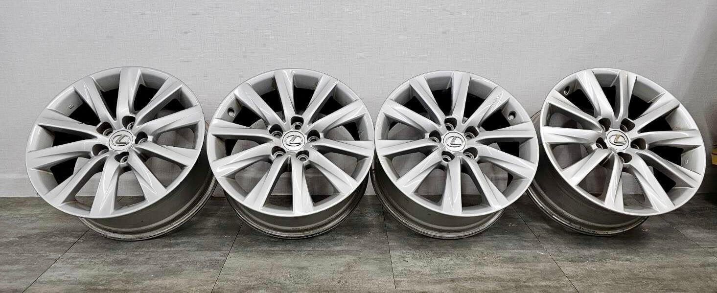 ✨Lexus原廠17福利框的第7張圖片