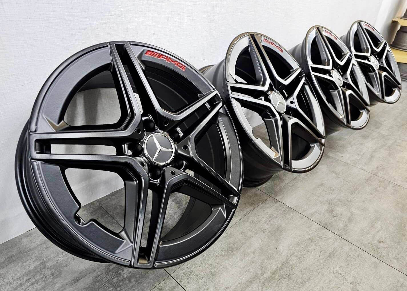  BENZ W177 CLA原廠18消光黑AMG輕合金福利框的第7張圖片