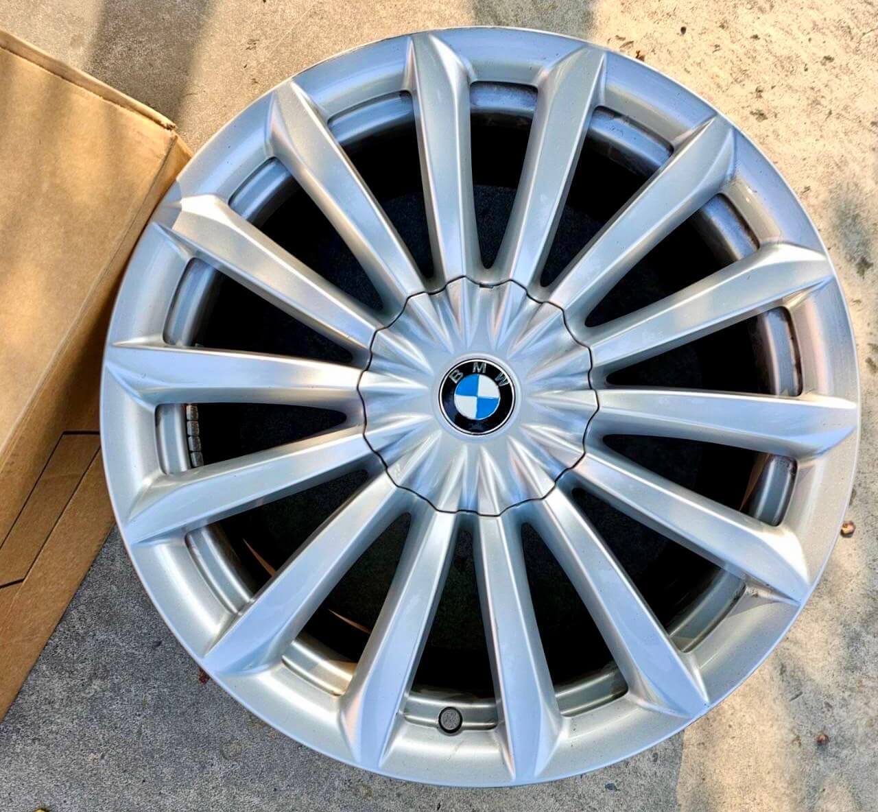 ✨BMW G11原廠19吋前後配福利框的第4張圖片