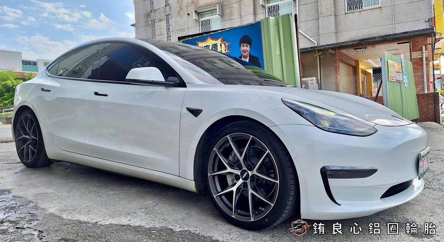 ✨AVAS AL830 x 19吋 x Model3的第5張圖片