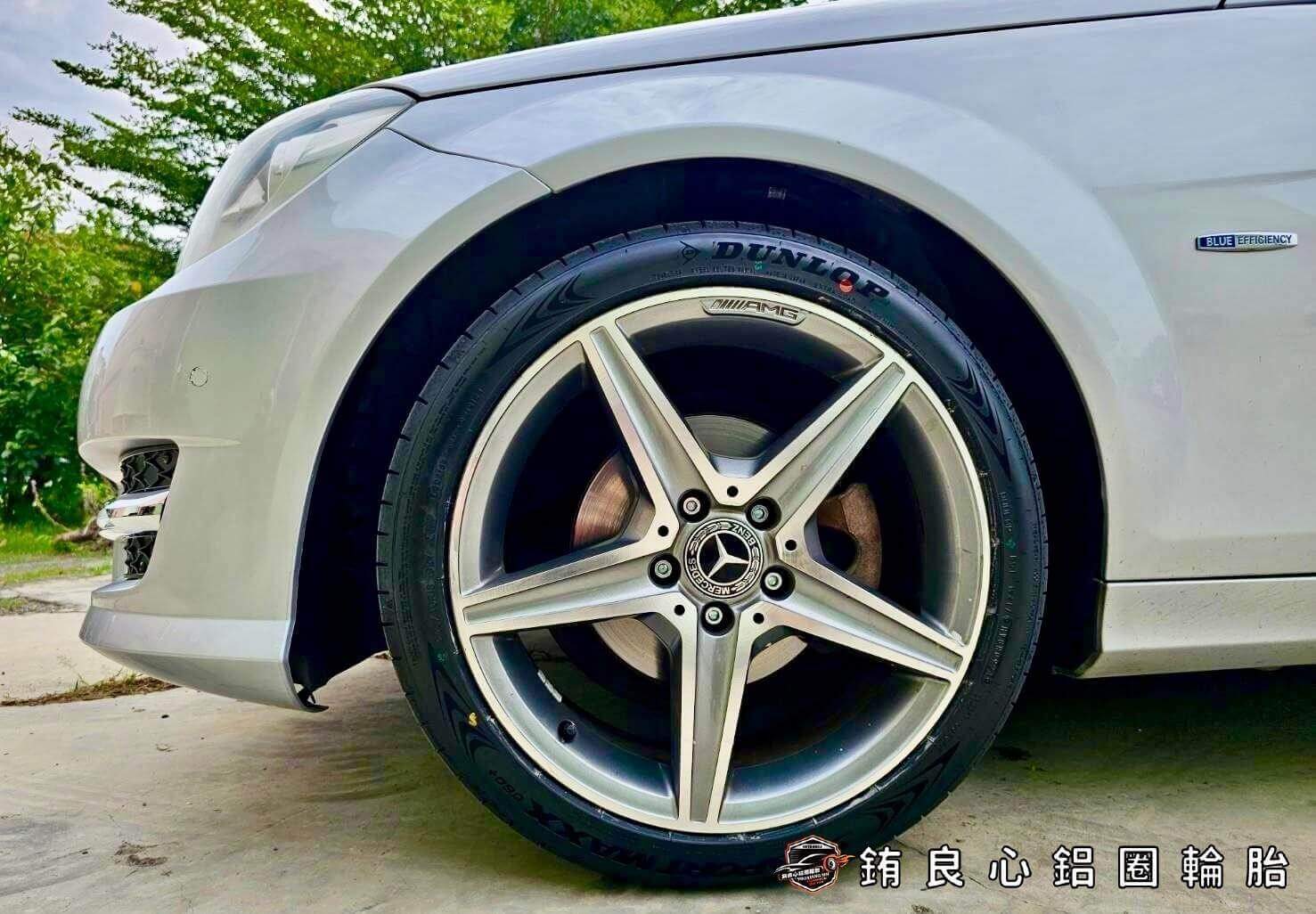 Benz W204車主升級更換W205 C300原廠18AMG大框一套的第2張圖片