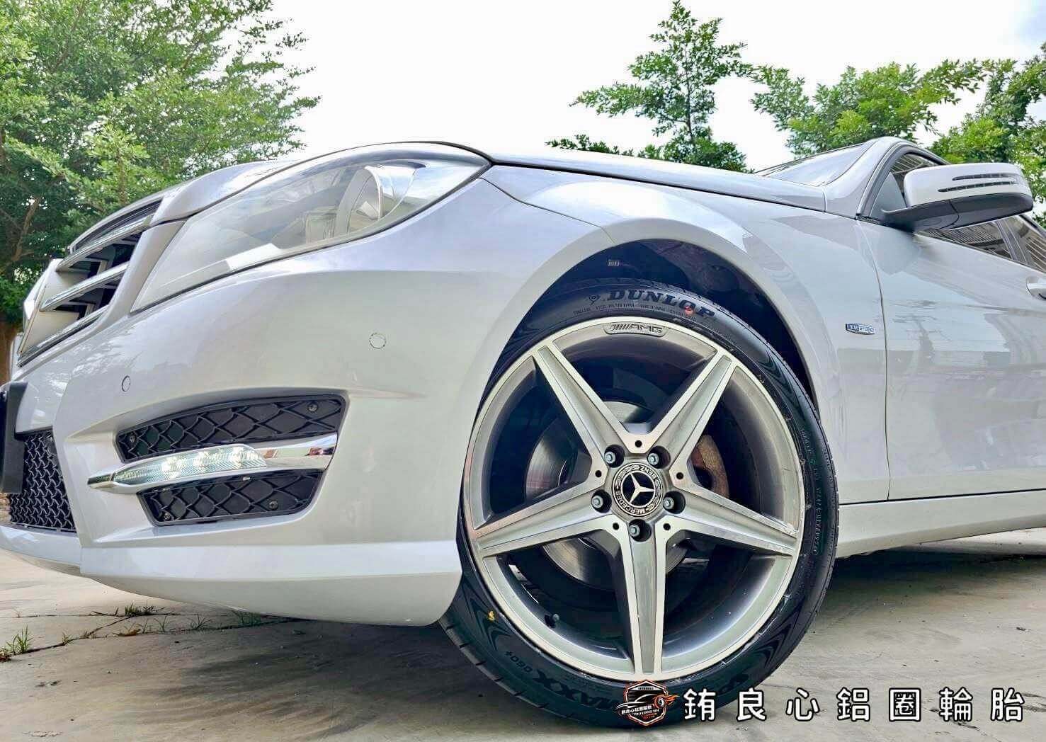 Benz W204車主升級更換W205 C300原廠18AMG大框一套的第3張圖片
