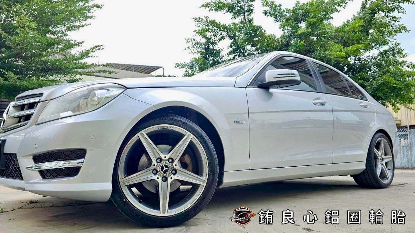 Benz W204車主升級更換W205 C300原廠18AMG大框一套的第6張圖片