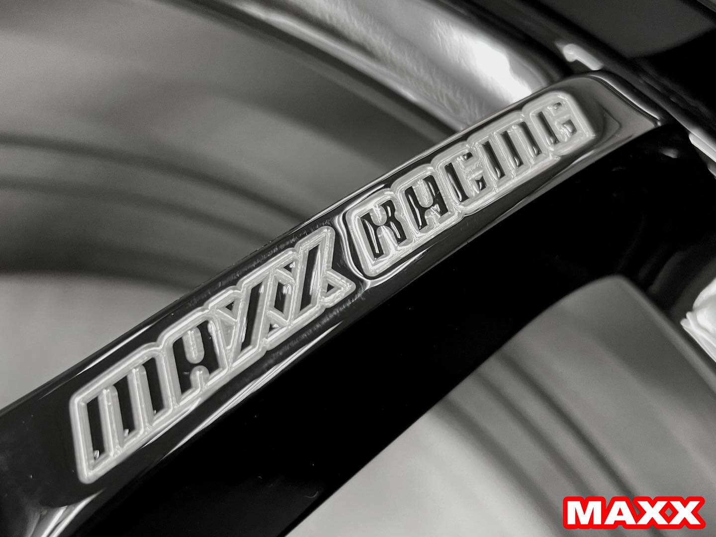 俐落造型/經典小唇/輕量旋鍛✨MAXX M28 的第6張圖片