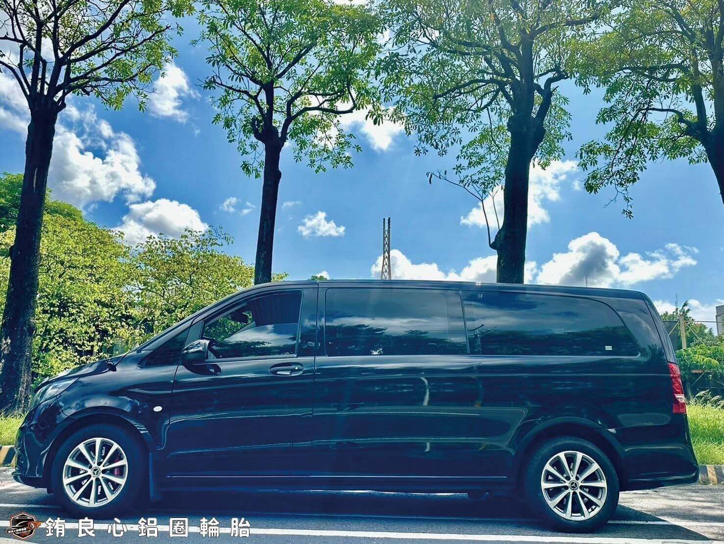 恭喜Benz Vito車主升級更換原廠W213 E200 19大框一套的第6張圖片