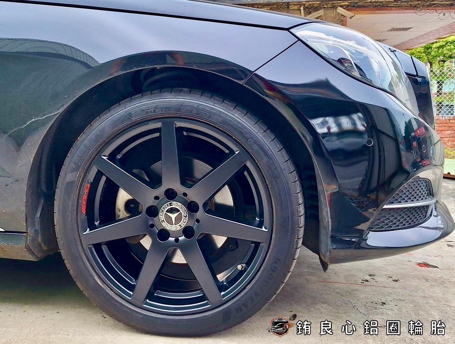 Benz E220車主升級更換BENZ W204原廠AMG 18前後配大框一套的第2張圖片