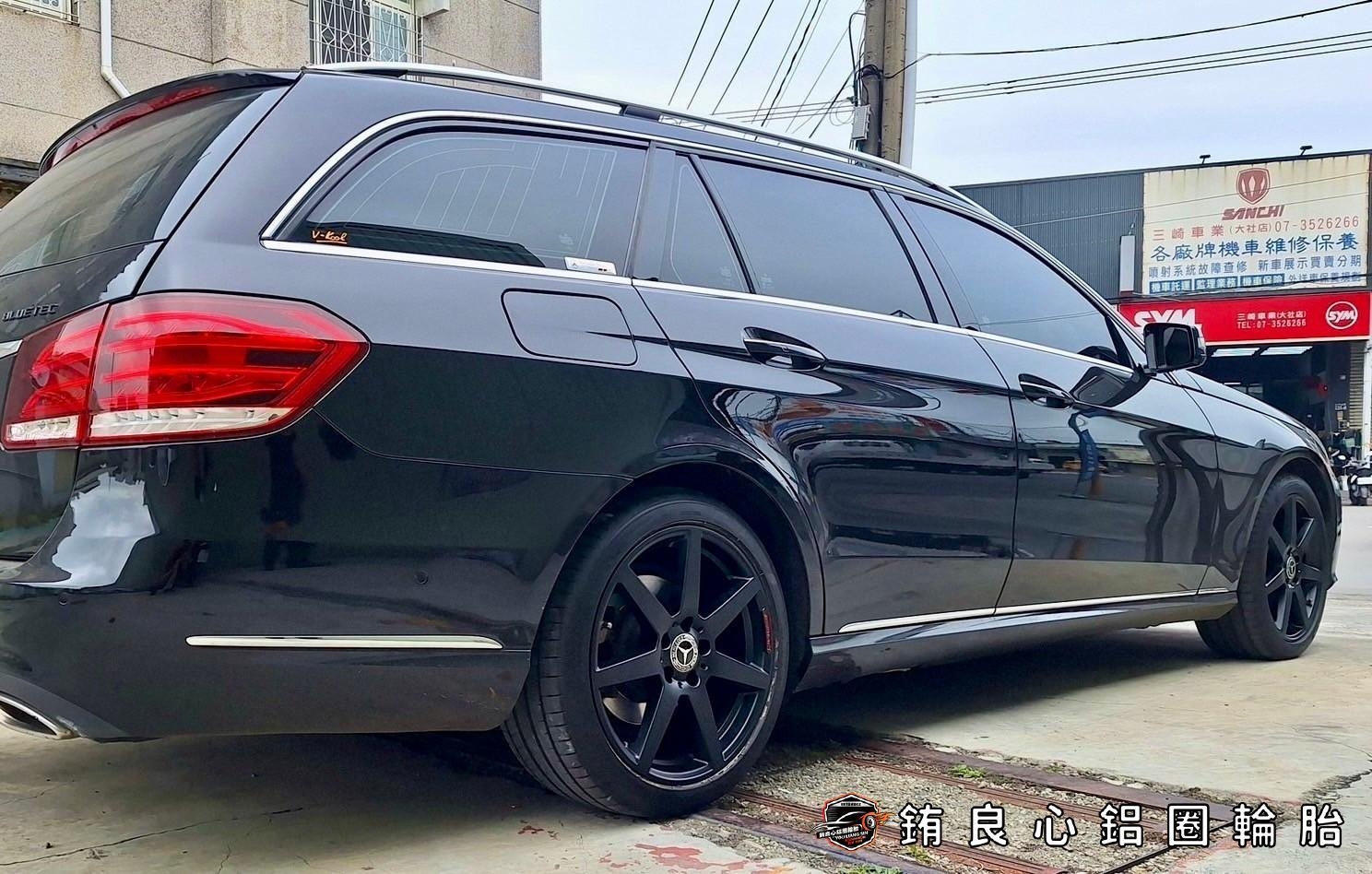Benz E220車主升級更換BENZ W204原廠AMG 18前後配大框一套的第4張圖片
