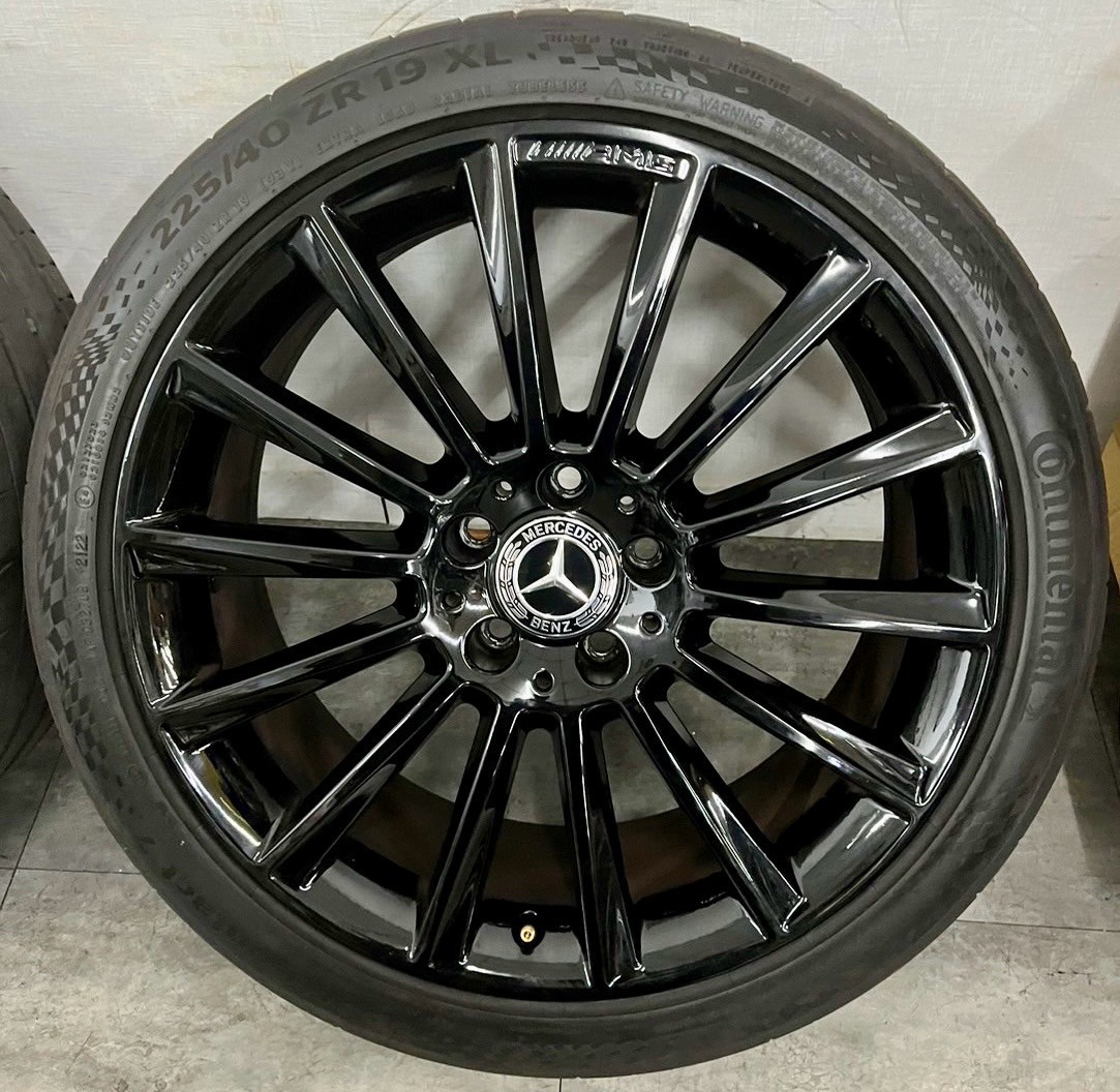  Benz W205 原廠AMG 19前後配福利框胎的第3張圖片