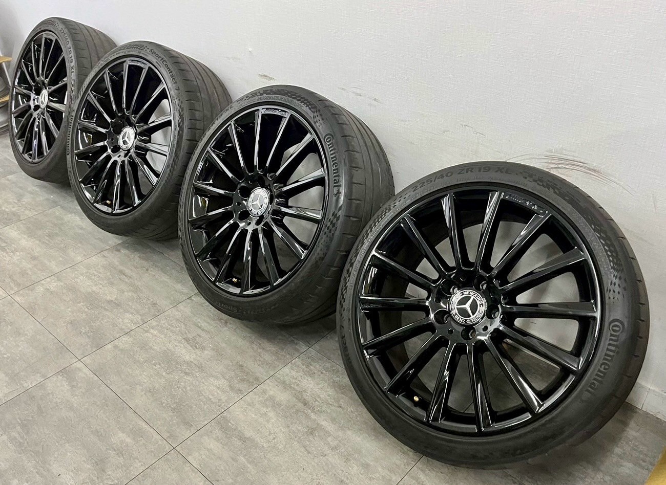  Benz W205 原廠AMG 19前後配福利框胎的第6張圖片