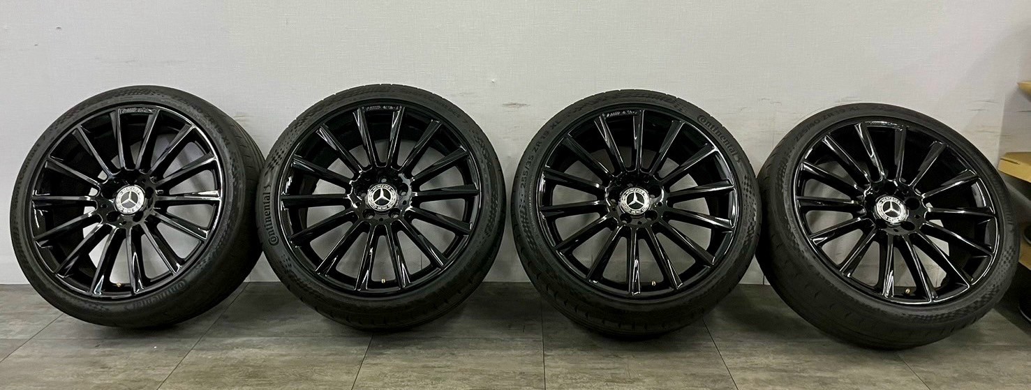  Benz W205 原廠AMG 19前後配福利框胎的第8張圖片