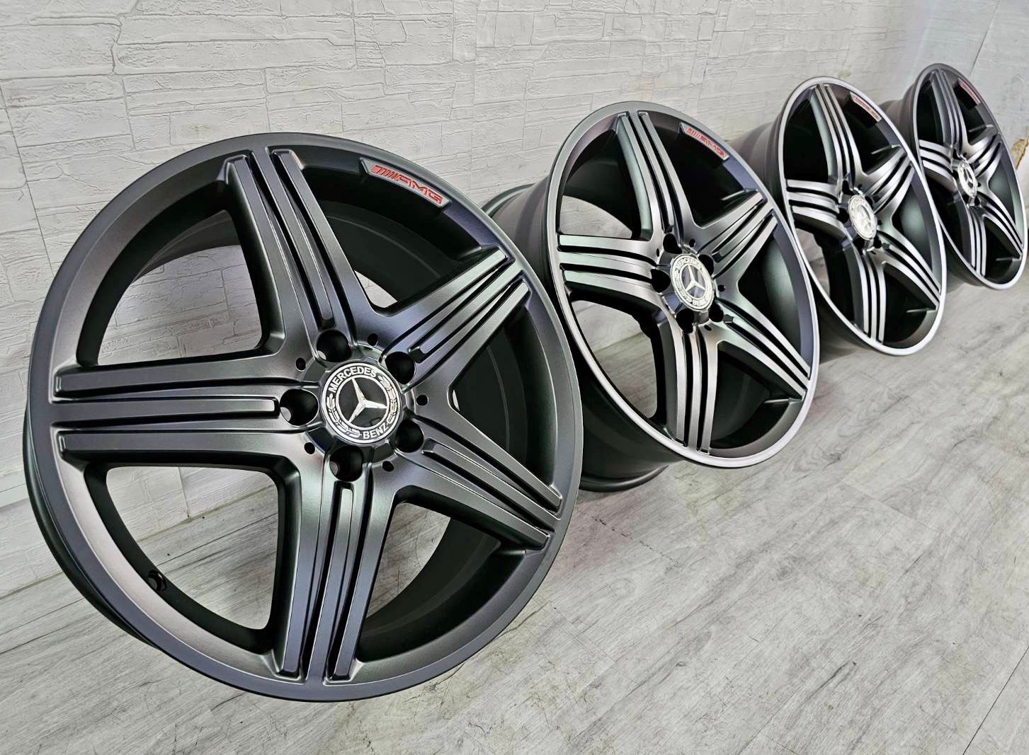 BENZ CLA原廠AMG 18福利框的第5張圖片