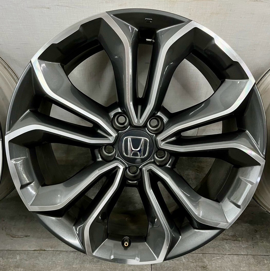 ✨CRV 5.5代原廠18福利框的第2張圖片