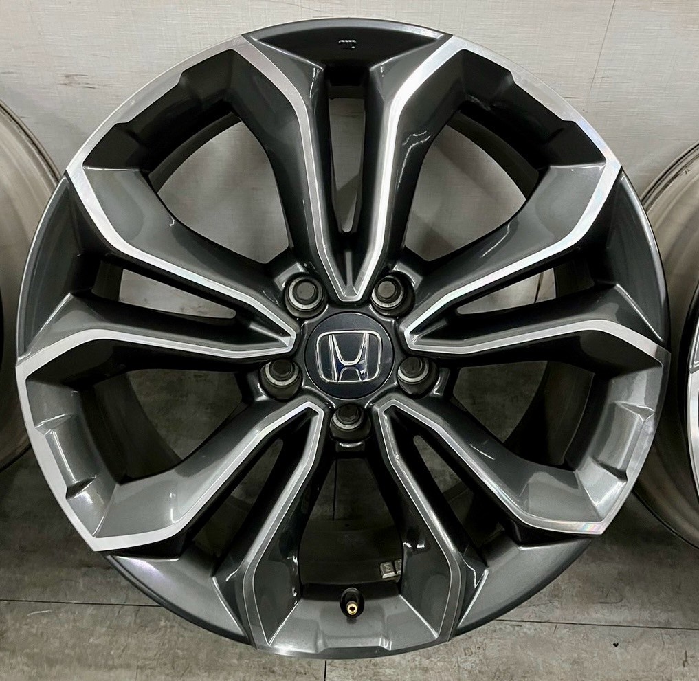 ✨CRV 5.5代原廠18福利框的第3張圖片