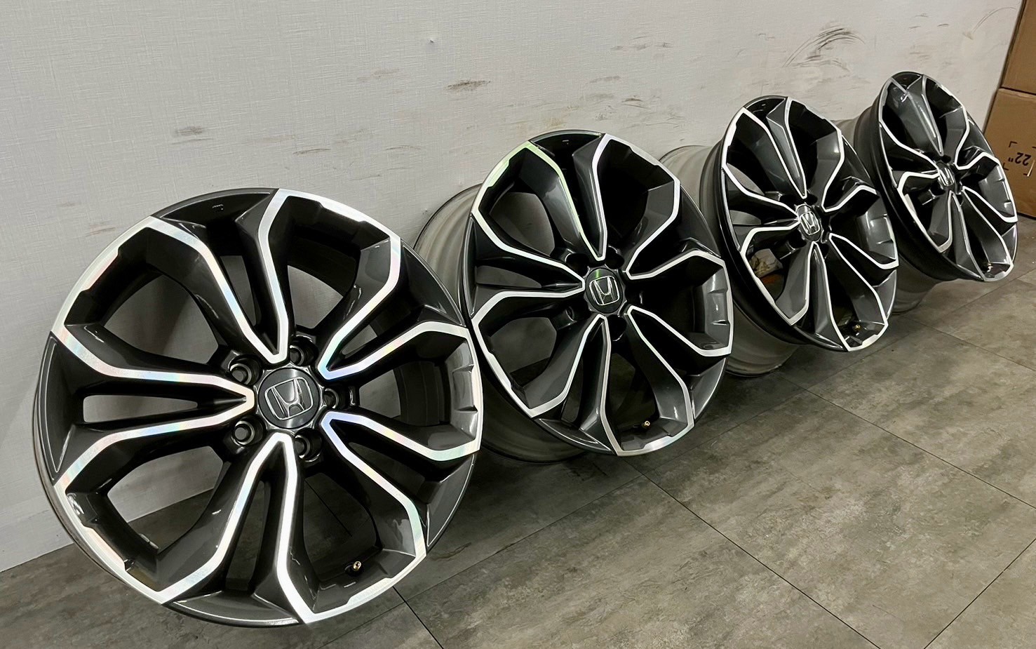 ✨CRV 5.5代原廠18福利框的第8張圖片