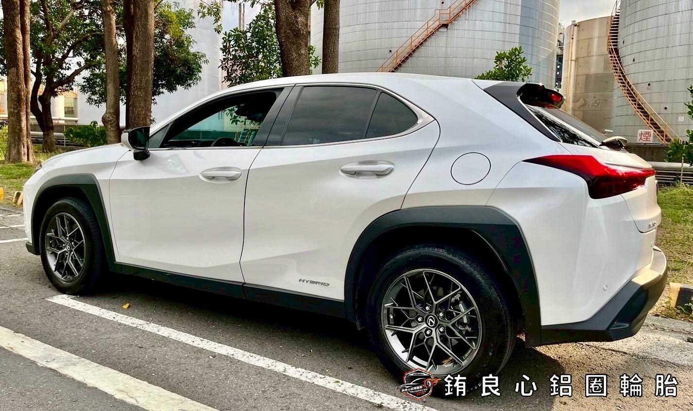 ✨AVAS AL794 x 17吋 x Lexus UX250h的第4張圖片