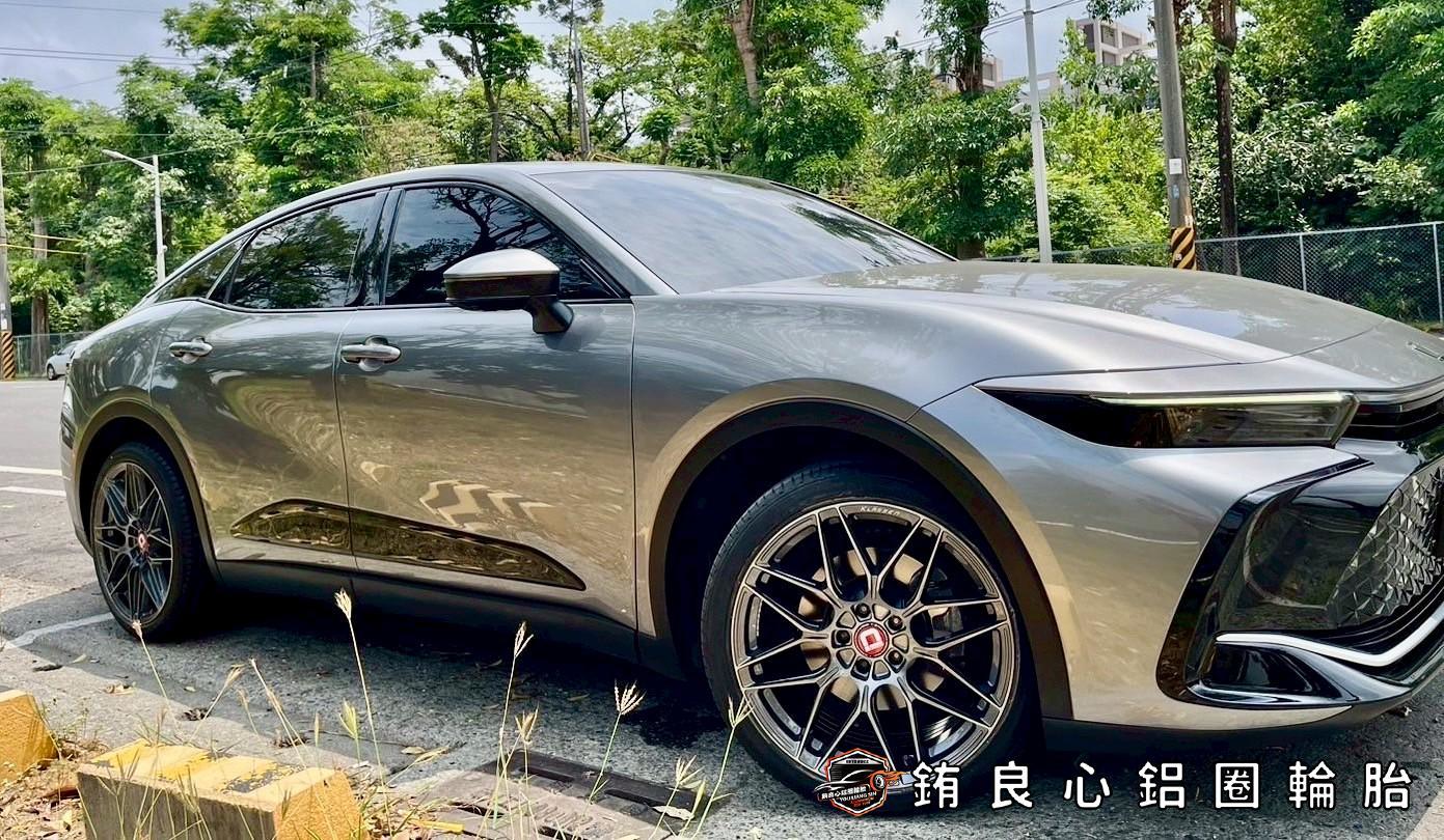 ✨KlasseniD F57R x 20吋 x Toyota Crown的第6張圖片