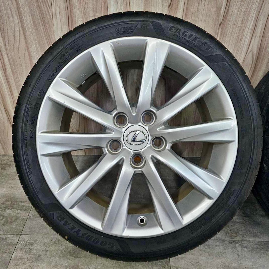 ✨Lexus is300 原廠17福利框胎的第2張圖片