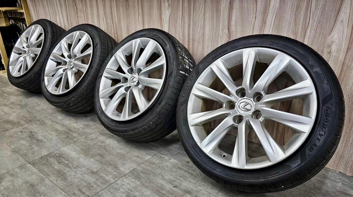 ✨Lexus is300 原廠17福利框胎的第6張圖片