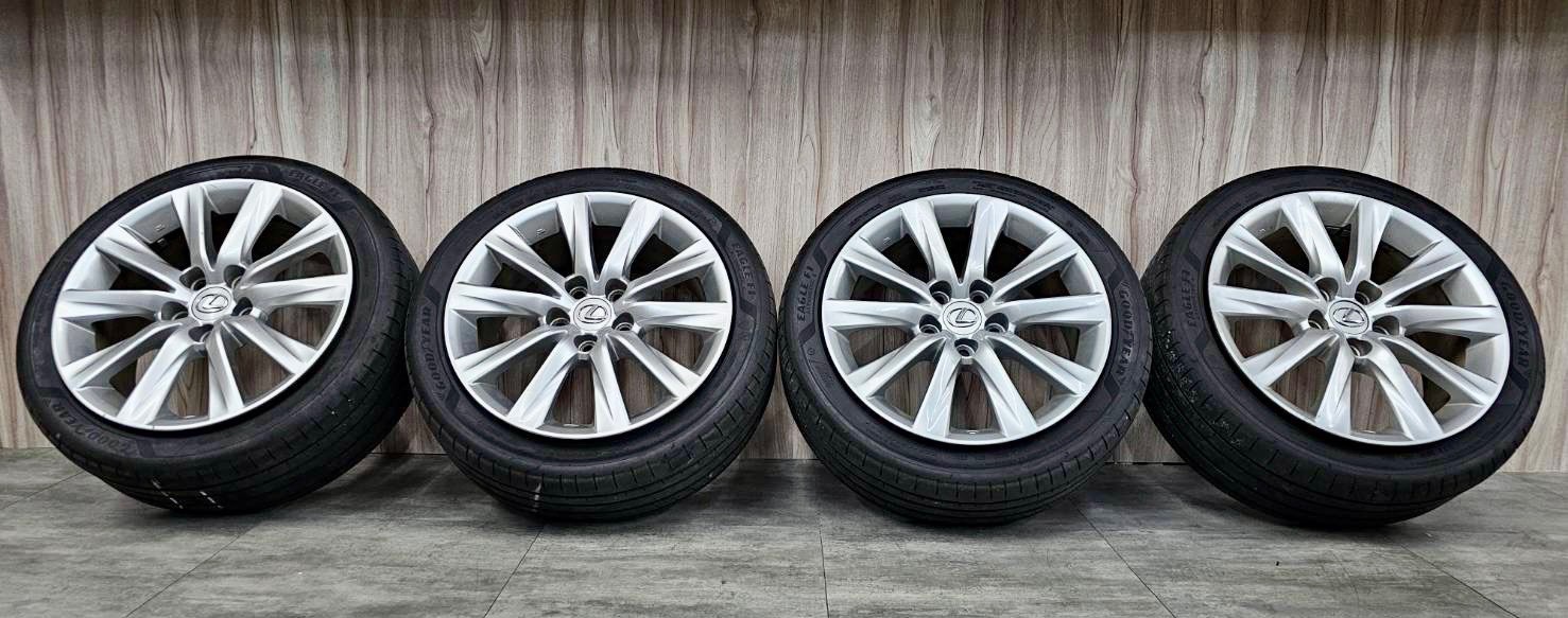 ✨Lexus is300 原廠17福利框胎的第7張圖片