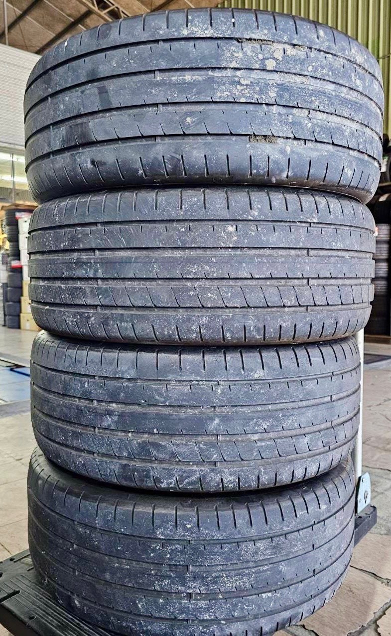 ✨Lexus is300 原廠17福利框胎的第9張圖片