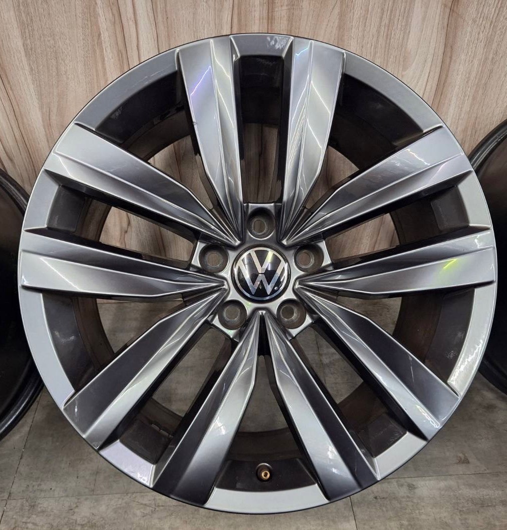 ✨福斯原廠18福利框的第3張圖片