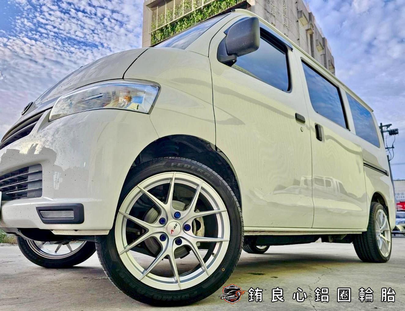 銪良心鋁圈輪胎的實裝照分享圖片