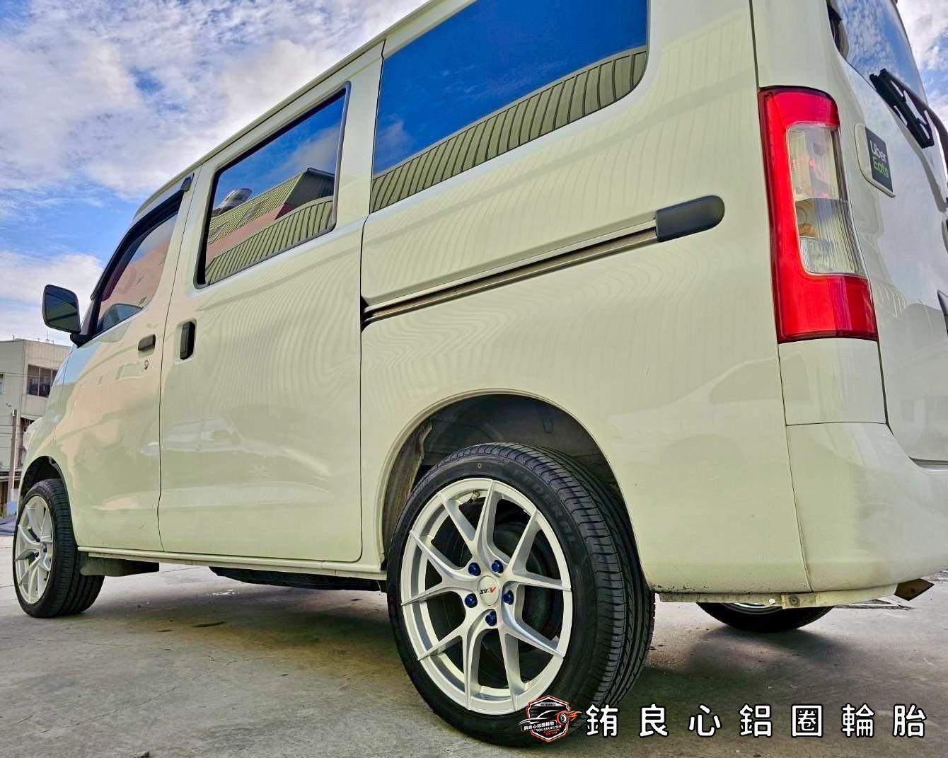 ✨Alliance AL854 x 17吋 x Toyota town ace廂型車的第6張圖片