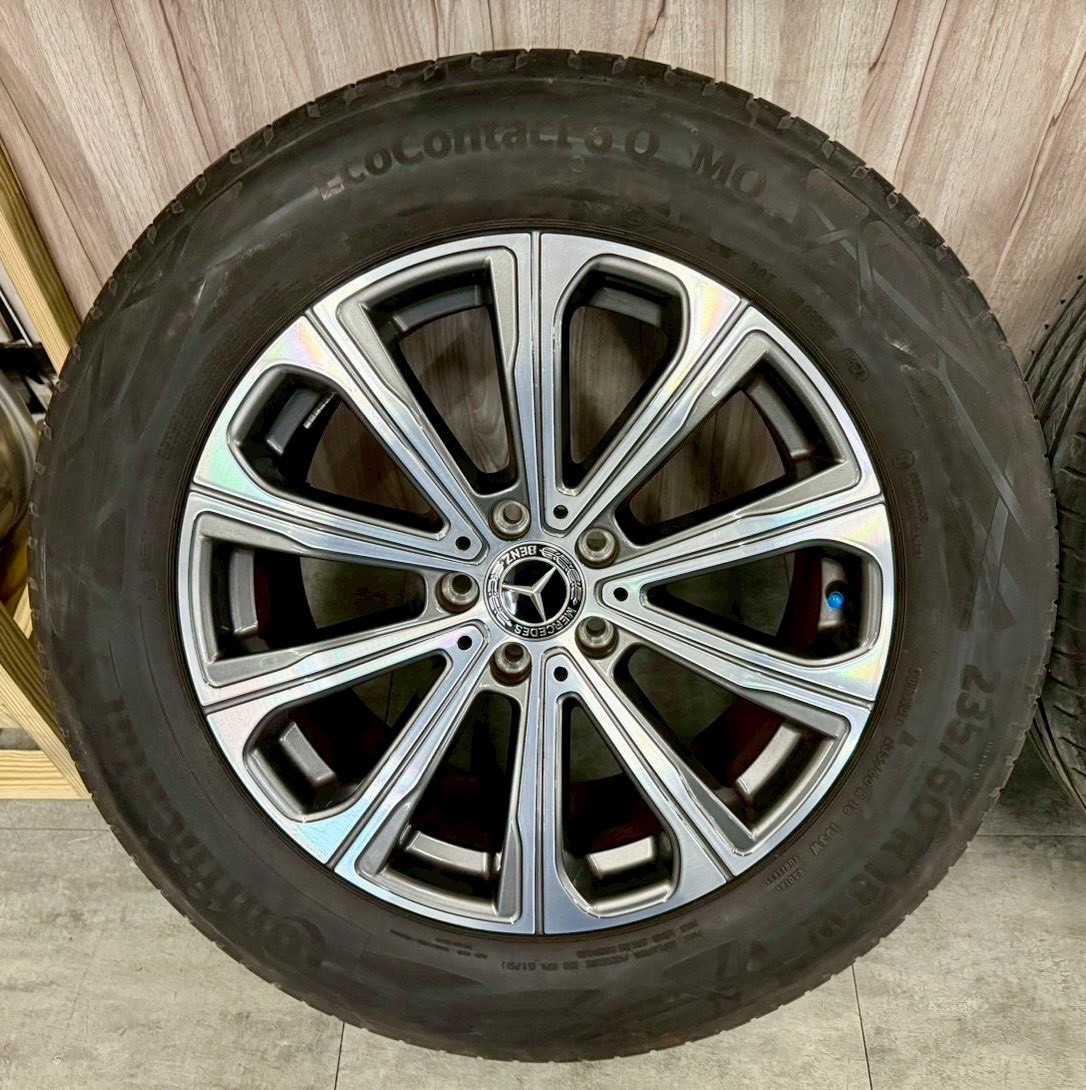 BENZ GLC C254 X254原廠18福利框胎的第2張圖片