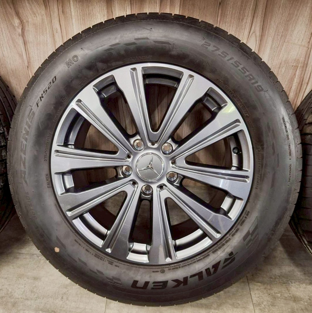 BENZ W465 G450D原廠19福利框胎的第2張圖片