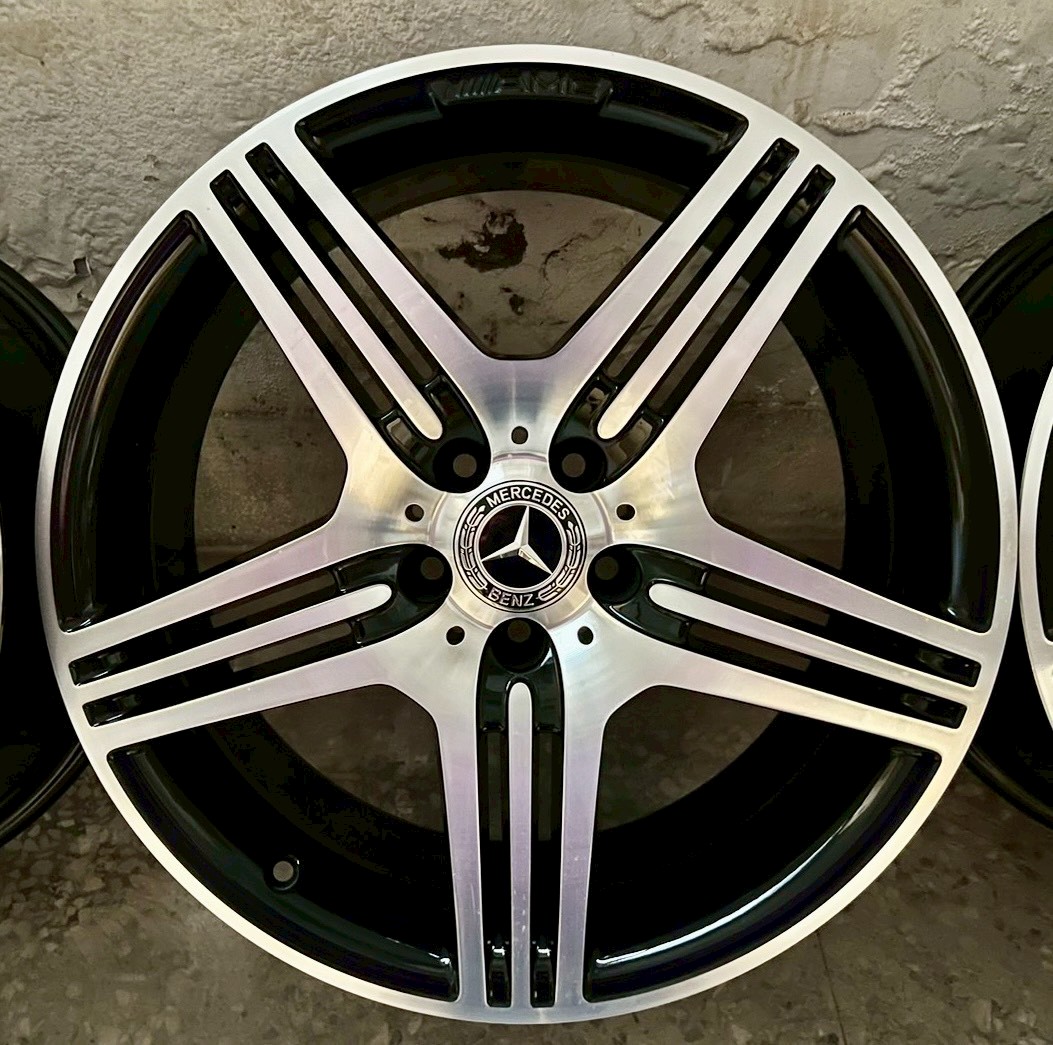 BENZ W231原廠AMG 19福利框的第3張圖片