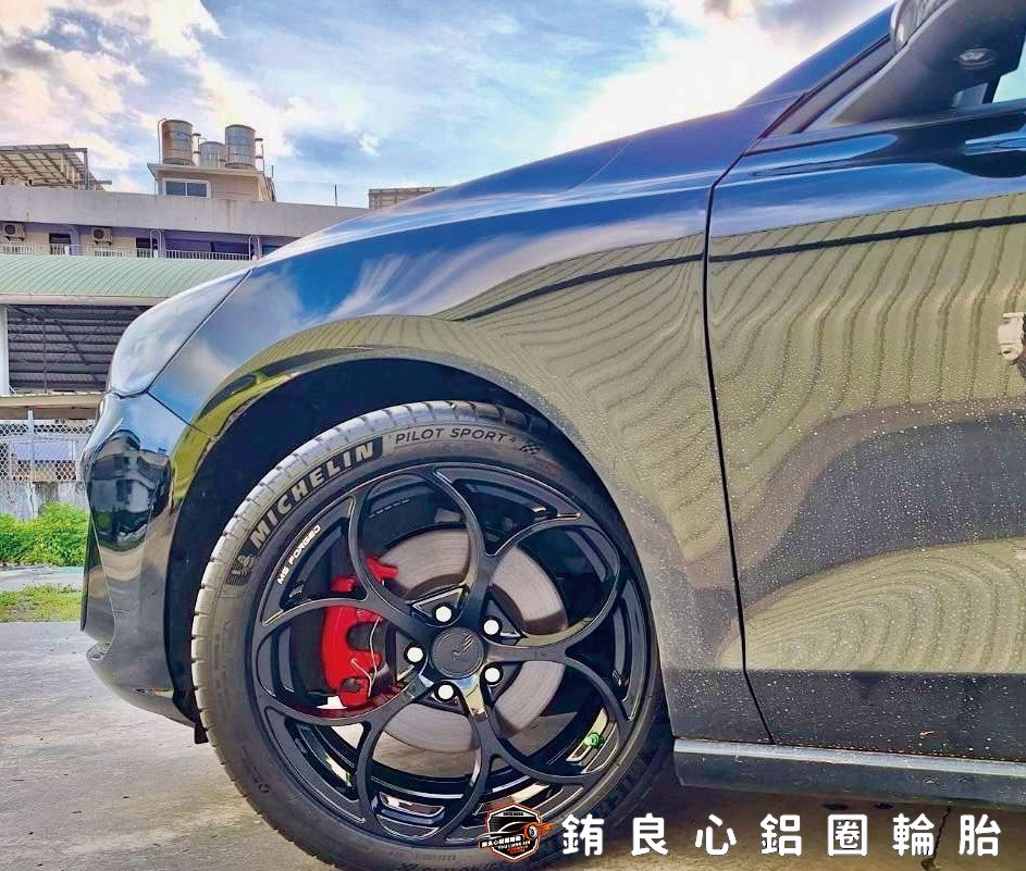 ✨MS Forged MF13全鍛造x 18吋 x Ford Focus Wagon的第4張圖片