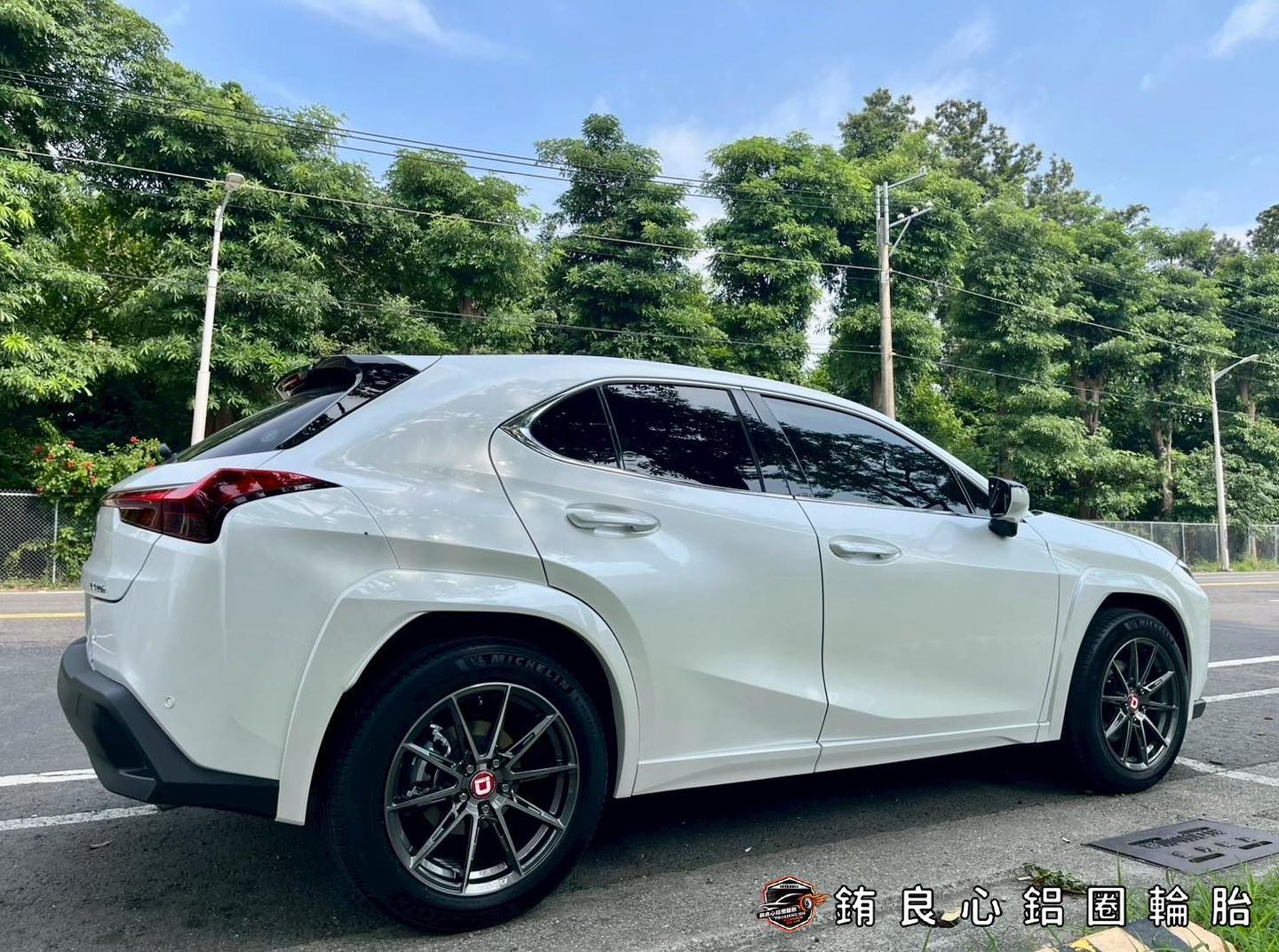 ✨KLASSEN ID F07R x 18吋 x Lexus UX 300h的第6張圖片