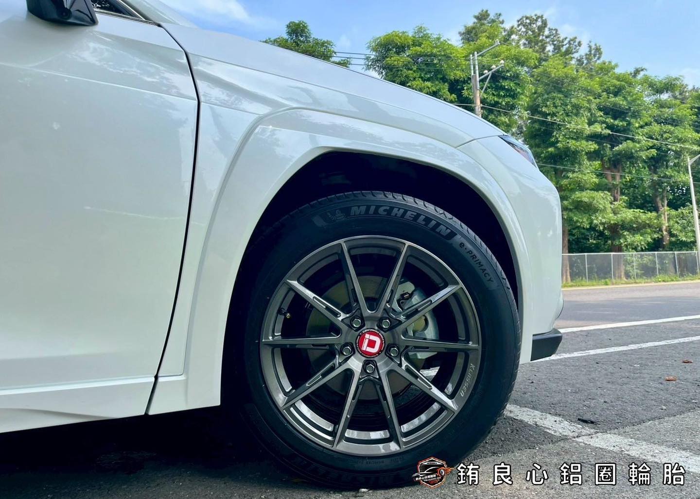 ✨KLASSEN ID F07R x 18吋 x Lexus UX 300h的第7張圖片
