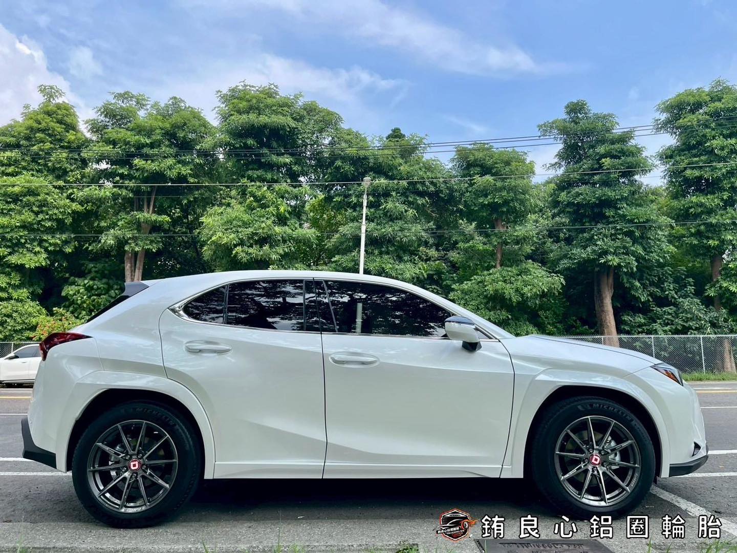✨KLASSEN ID F07R x 18吋 x Lexus UX 300h的第8張圖片