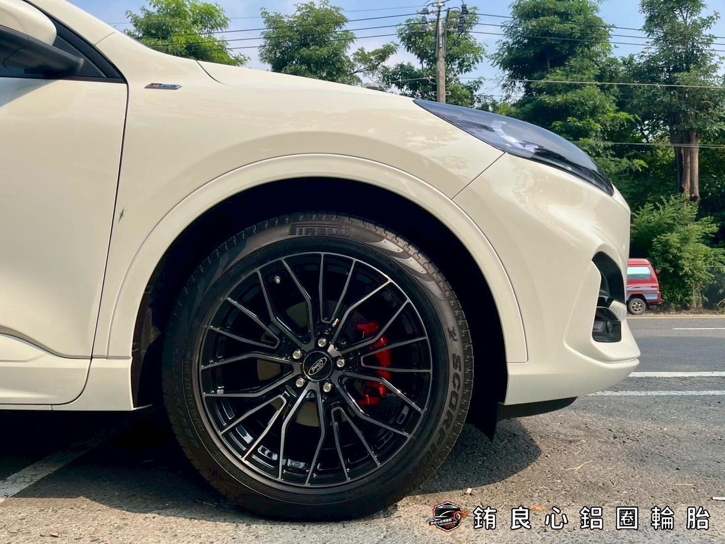 ✨Avant Garde M570R x 19吋 x KUGA的第3張圖片